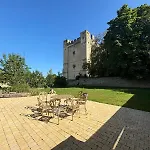Charmante Maison De Avec Vue Sur Le Donjon Avec Wifi Et Jardin Vakantiehuis Gouffern en Auge