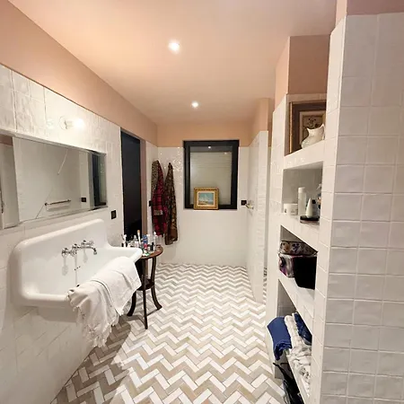 Nyaraló Charmante Maison De Avec Vue Sur Le Donjon Avec Wifi Et Jardin