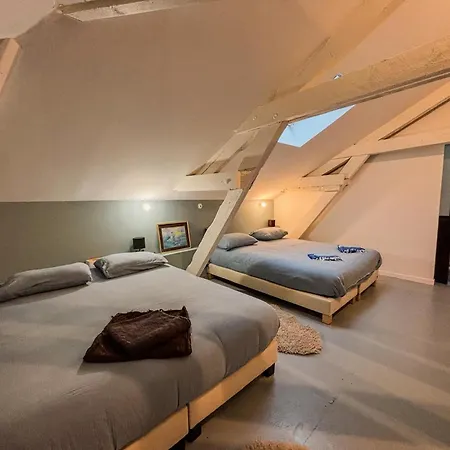 בית נופש Charmante Maison De Avec Vue Sur Le Donjon Avec Wifi Et Jardin *