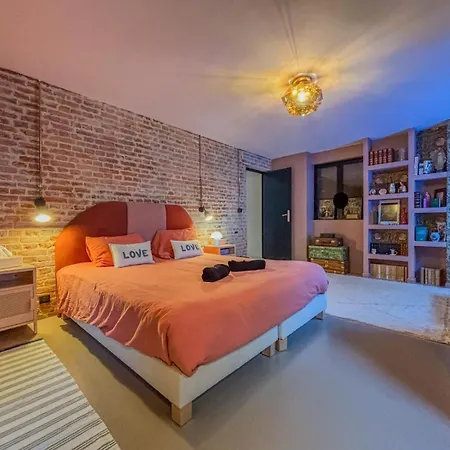 Nyaraló Charmante Maison De Avec Vue Sur Le Donjon Avec Wifi Et Jardin