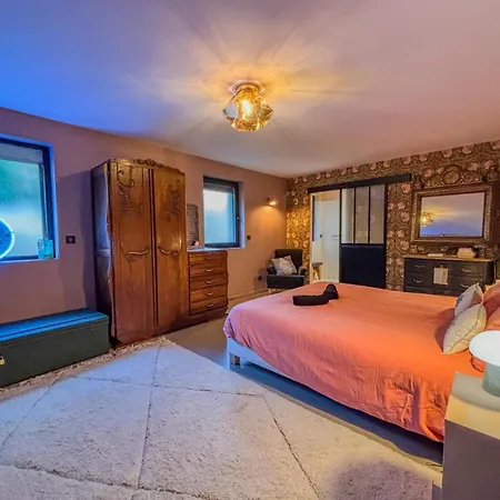 Charmante Maison De Avec Vue Sur Le Donjon Avec Wifi Et Jardin Gouffern en Auge
