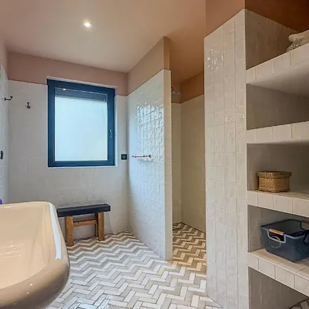 Charmante Maison De Avec Vue Sur Le Donjon Avec Wifi Et Jardin *