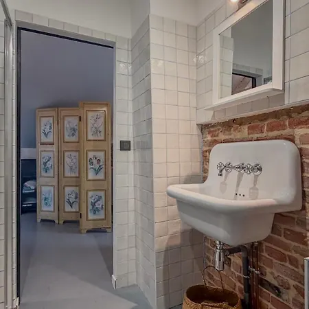Holiday home Charmante Maison De Avec Vue Sur Le Donjon Avec Wifi Et Jardin *