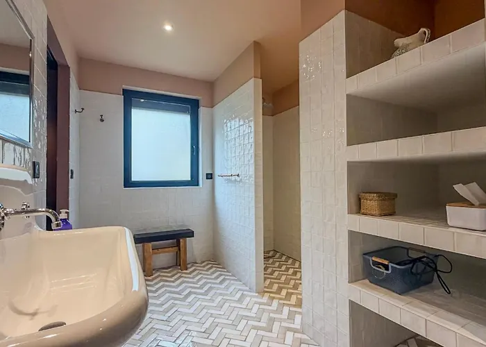 Charmante Maison De Avec Vue Sur Le Donjon Avec Wifi Et Jardin *